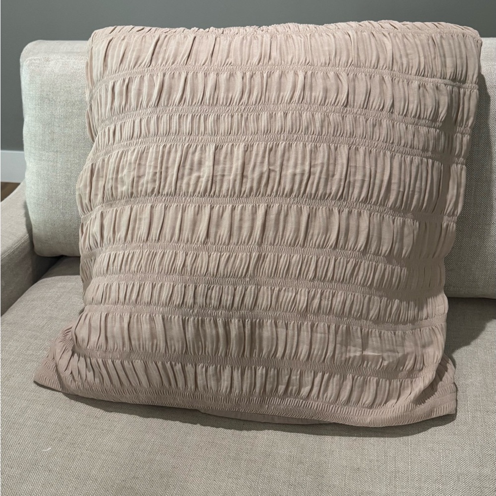 Three Nicole Miller Dusty Rose  Euro Bedding Shams